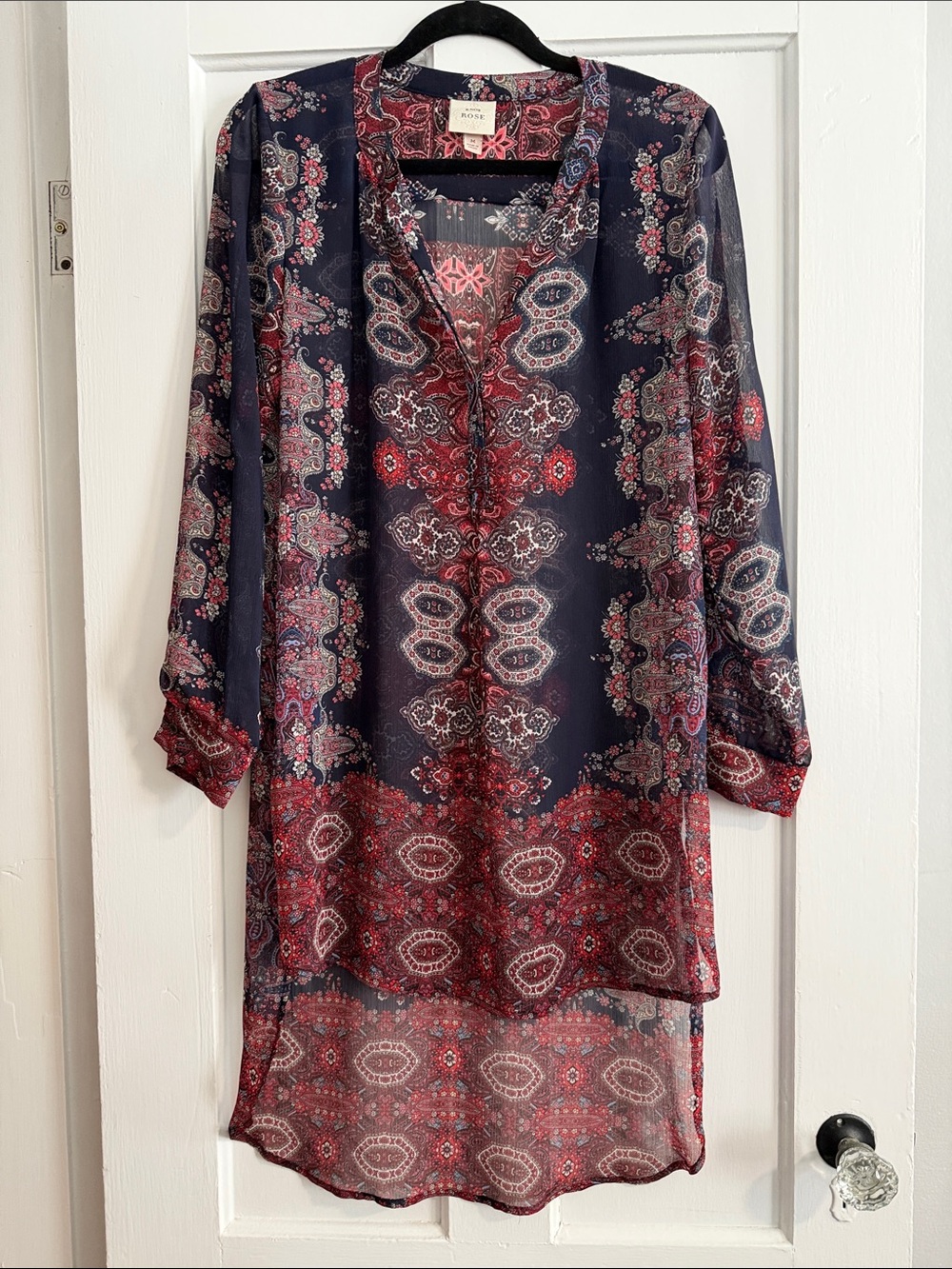 Knox Rose Navy and Burgundy Sheer V-Neck Tunic - Picture 3 of 11
